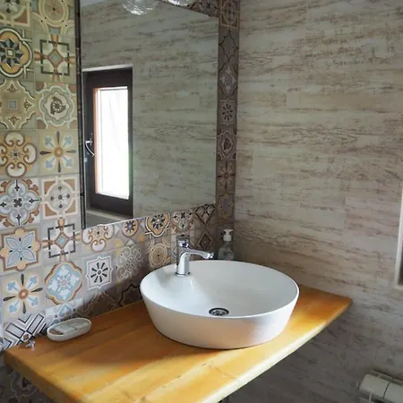 Къща За Гости Младата Баба Feriehus